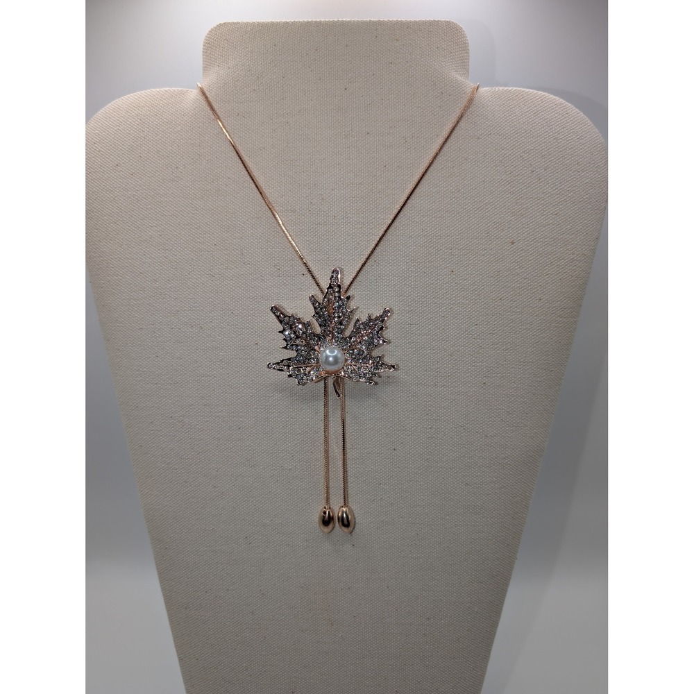 Maple Leaf Adjustable Pendant Necklace Rose Gold Tone With Faux Pearl & Diamond